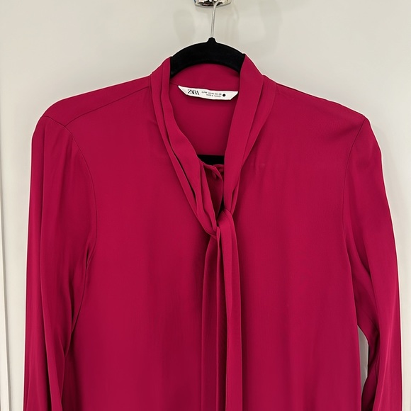 Zara raspberry tied blouse. Size Medium. NWOT. - Picture 3 of 6